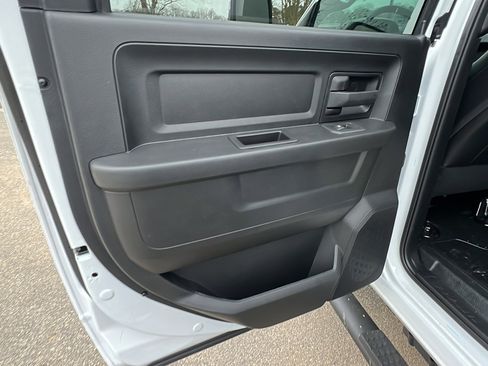 Used 2025 RAM 5500 Tradesman w/ Safety Group image 25