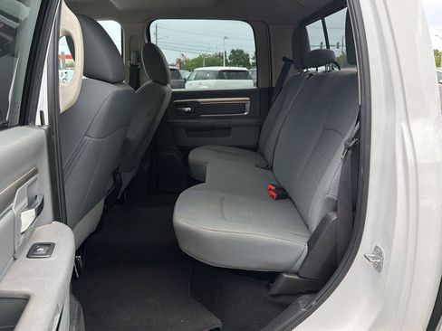 Used 2019 RAM 1500 Classic SLT AWD/4WD image 11