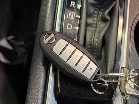 Used 2025 Nissan Altima 2.5 SV image 21