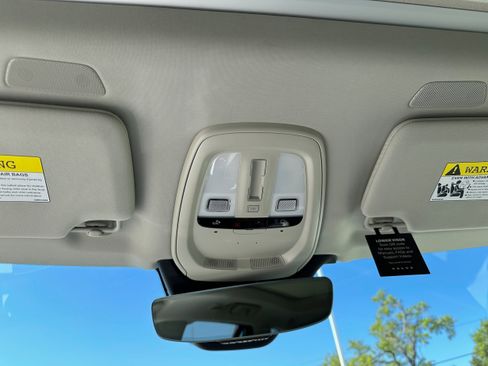 Certified 2024 Volvo XC90 T8 Plus w/ Protection Package Premier image 14