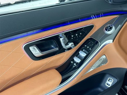 Used 2024 Mercedes-Benz S 580e 4MATIC Sedan image 13