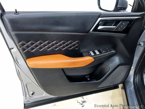 Used 2022 Mitsubishi Outlander SEL FWD image 29