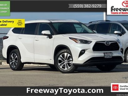 Certified 2025 Toyota Highlander XLE