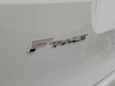 Used 2023 Jaguar F-PACE S image 7