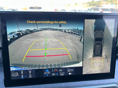 Certified 2025 Toyota 4Runner Trailhunter image 12