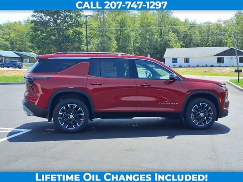 New 2026 Chevrolet Traverse LT w/ Sun and Wheel Package AWD/4WD image 4