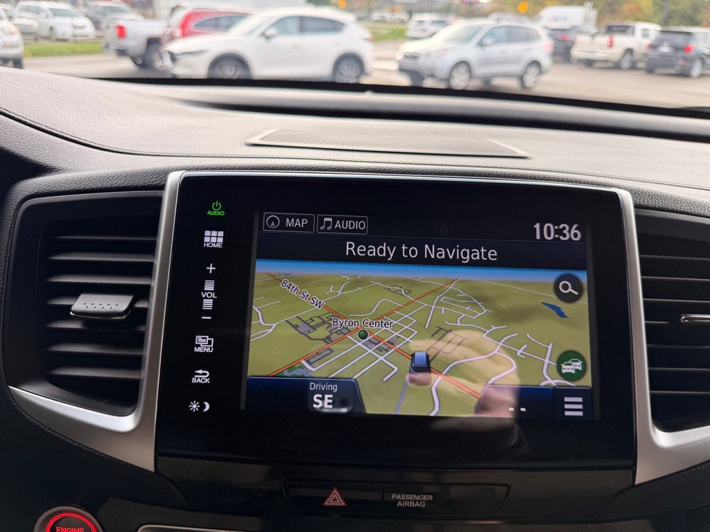 Used 2016 Honda Pilot Elite image 27
