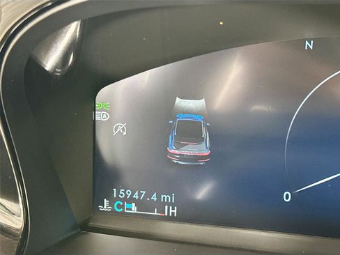 Used 2023 Lincoln Corsair Reserve image 13