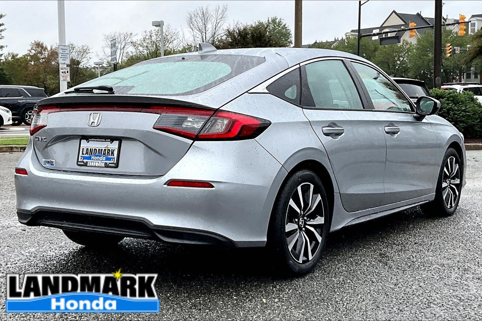 Certified 2024 Honda Civic EX-L image 2