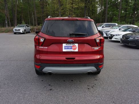 Used 2019 Ford Escape Titanium image 21
