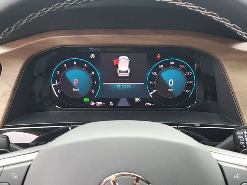New 2026 Volkswagen Atlas SE FWD image 24