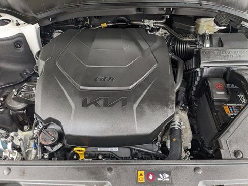 Used 2025 Kia Telluride S image 30