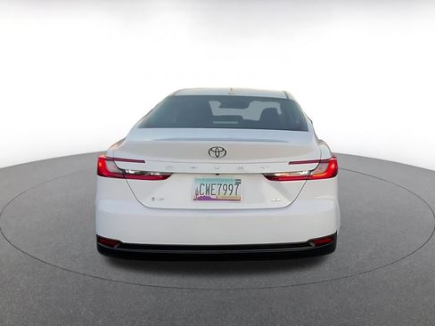 Used 2025 Toyota Camry LE image 12