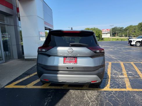Certified 2023 Nissan Rogue S FWD image 6
