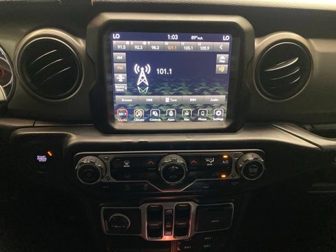 Used 2022 Jeep Wrangler Unlimited Sport AWD/4WD image 16