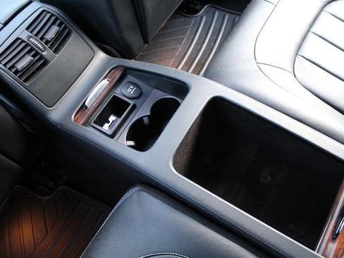 Used 2015 Mercedes-Benz CLS 550 w/ Premium Package image 33