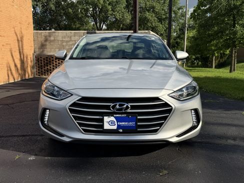Used 2018 Hyundai Elantra Value Edition w/ Cargo Package FWD image 11
