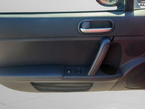 Used 2014 MAZDA MX-5 Miata Club image 22