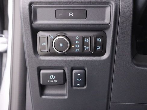 New 2025 Ford F150 XLT w/ Equipment Group 303A High image 19