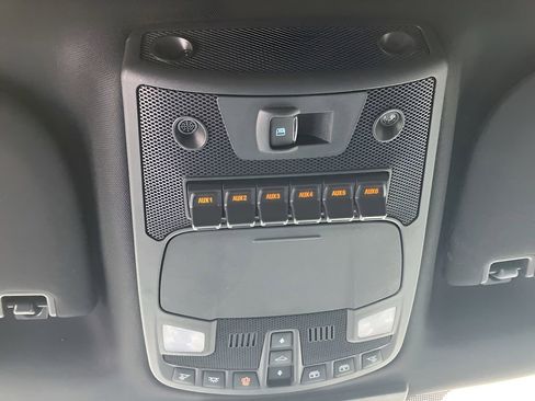 Used 2022 Ford F350 Platinum w/ Tremor Off-Road Package image 42