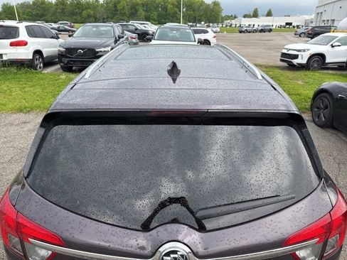 Used 2017 Buick Envision Essence FWD image 3