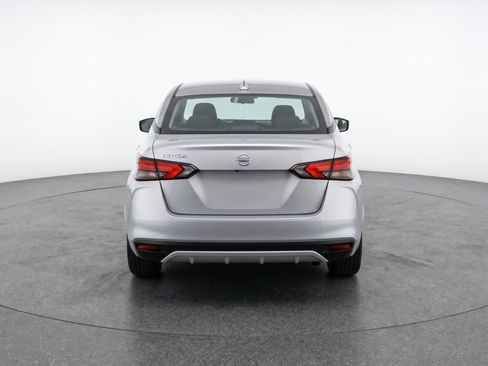 Used 2025 Nissan Versa SV image 7