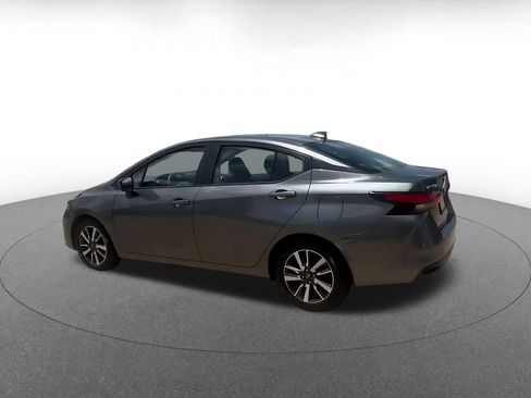 Used 2025 Nissan Versa SV FWD image 10