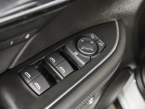 Used 2023 Buick Envision Essence w/ Sport Touring Package AWD/4WD image 36