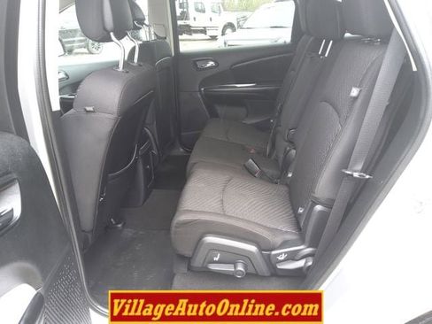 Used 2014 Dodge Journey SE w/ Flexible Seating Group FWD image 27