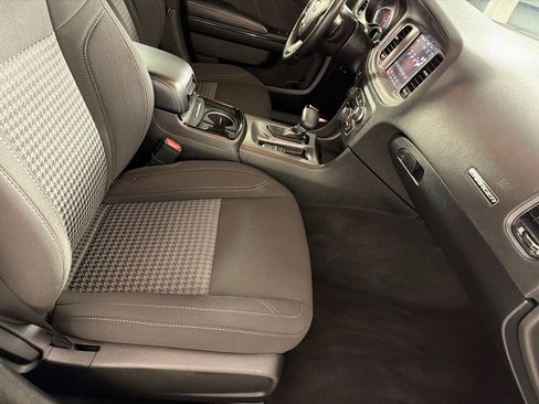 Used 2023 Dodge Charger SXT w/ Blacktop Package image 23