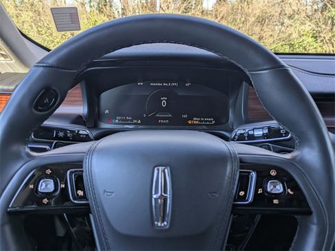 Certified 2022 Lincoln Aviator Reserve image 13