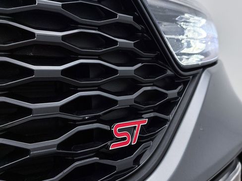 Used 2024 Ford Explorer ST w/ Equipment Group 401A image 12