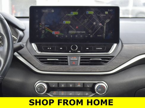 Used 2023 Nissan Altima 2.5 SV w/ SV Premium Package image 4