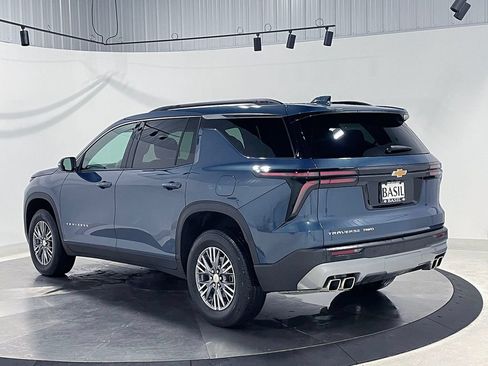 Used 2026 Chevrolet Traverse LT AWD/4WD image 14