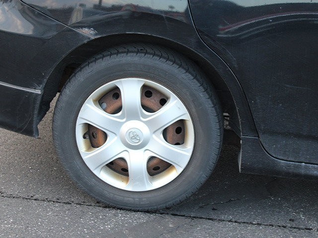 Used 2009 Toyota Matrix S w/ All Weather Guard Pkg FWD image 8