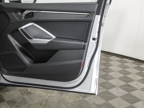 Used 2022 Audi Q3 2.0T Premium image 49