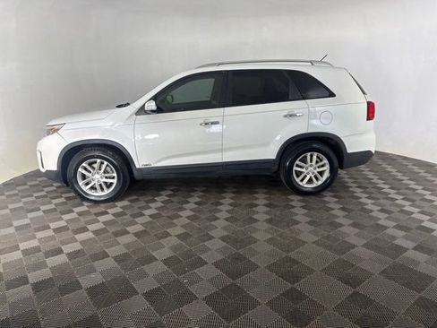 Used 2015 Kia Sorento LX AWD/4WD image 8