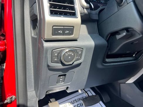 Certified 2022 Ford F350 Lariat w/ Chrome Package AWD/4WD image 8