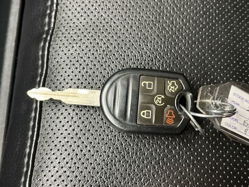 Used 2016 Ford Expedition EL XLT w/ Equipment Group 202A image 28