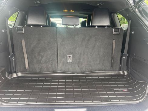 Used 2021 Toyota Highlander XSE FWD image 13