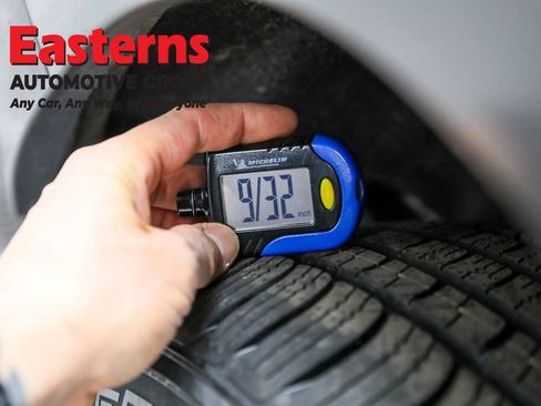 Used 2024 Volkswagen Taos S image 25