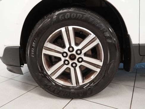 Used 2016 Chevrolet Traverse LT AWD/4WD image 17