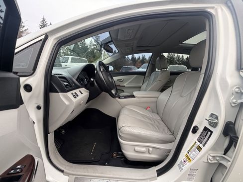 Used 2009 Toyota Venza AWD image 8