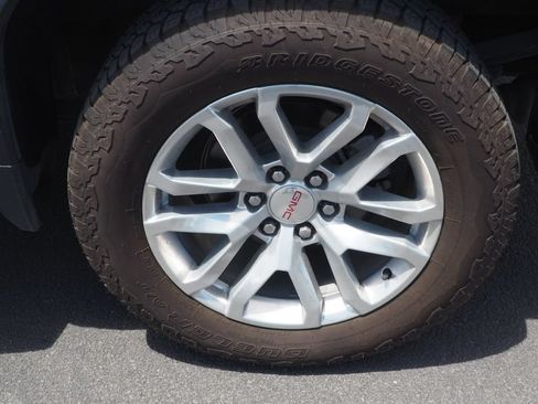 Used 2020 GMC Sierra 1500 SLT AWD/4WD image 9