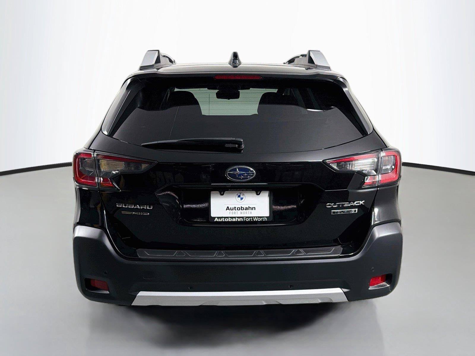 Used 2024 Subaru Outback Touring AWD/4WD image 6