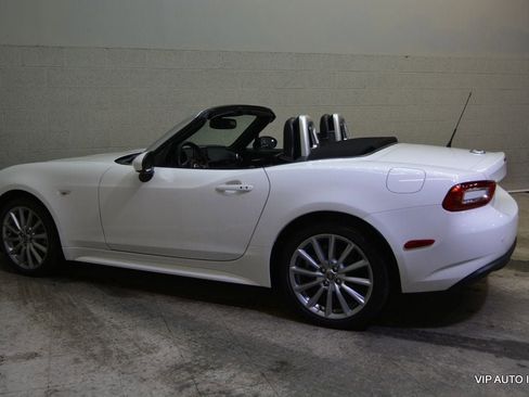 Used 2017 FIAT 124 Spider Lusso image 29