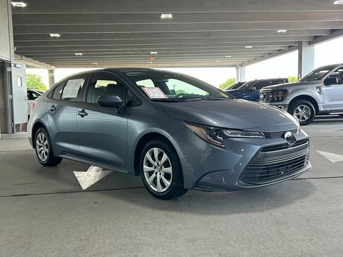 Used 2024 Toyota Corolla LE FWD image 3