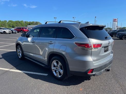 Used 2015 Toyota Highlander Limited image 14