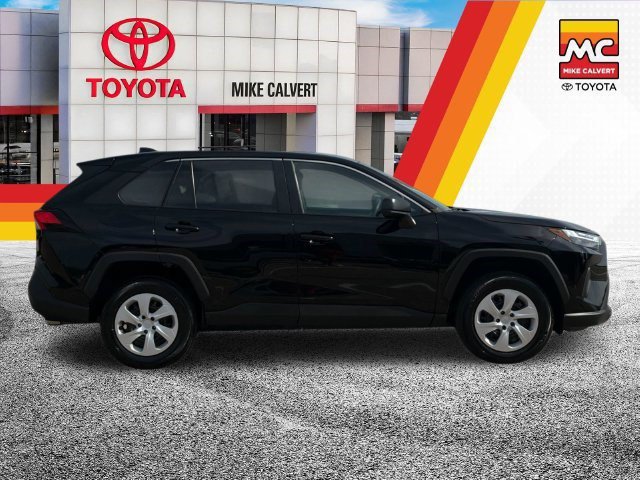 Certified 2025 Toyota RAV4 LE AWD/4WD image 6