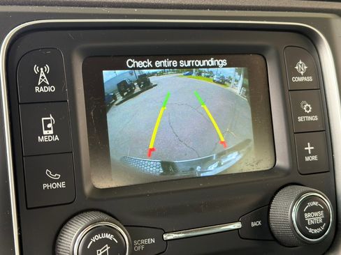 Used 2018 RAM 2500 Tradesman w/ Chrome Appearance Group AWD/4WD image 17